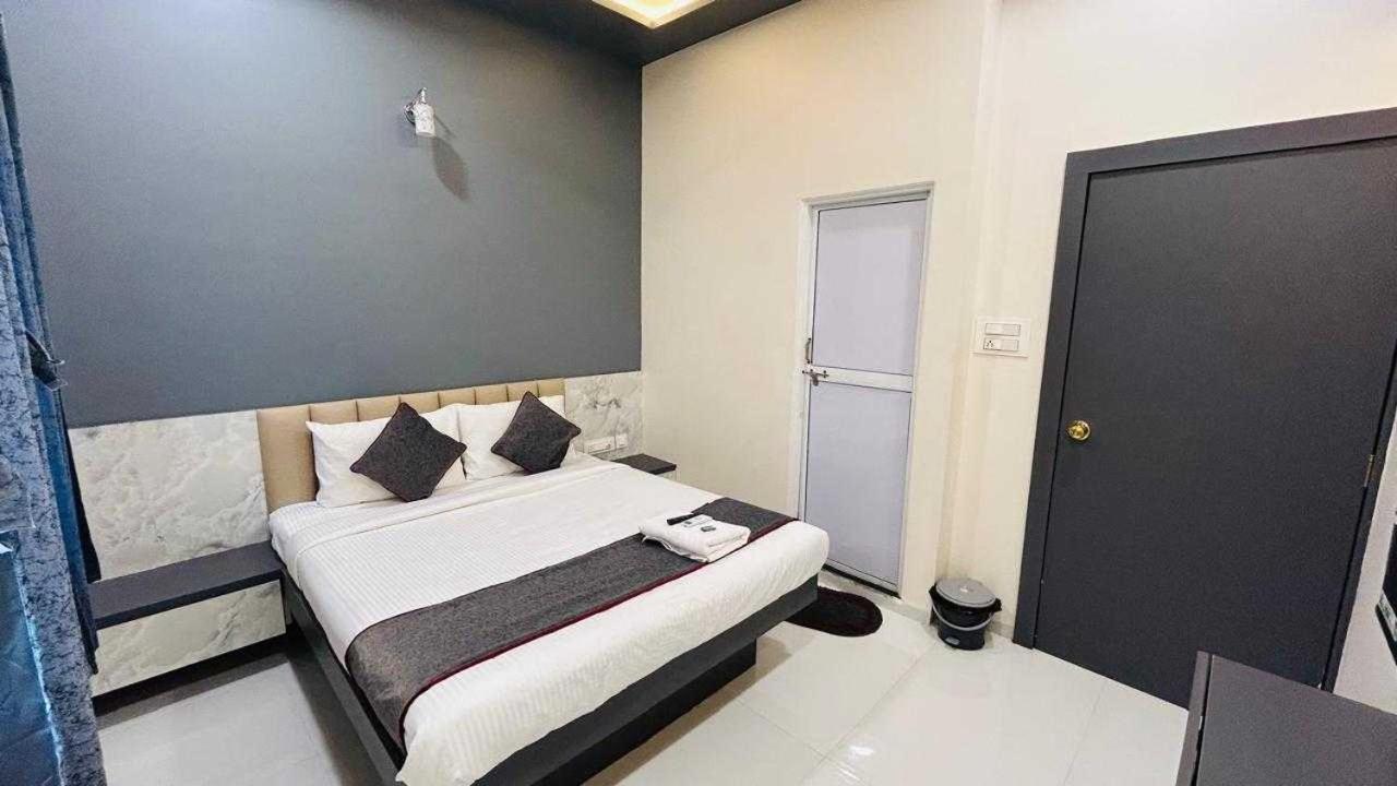 Oyo Hotel Elite Chandrapur 外观 照片