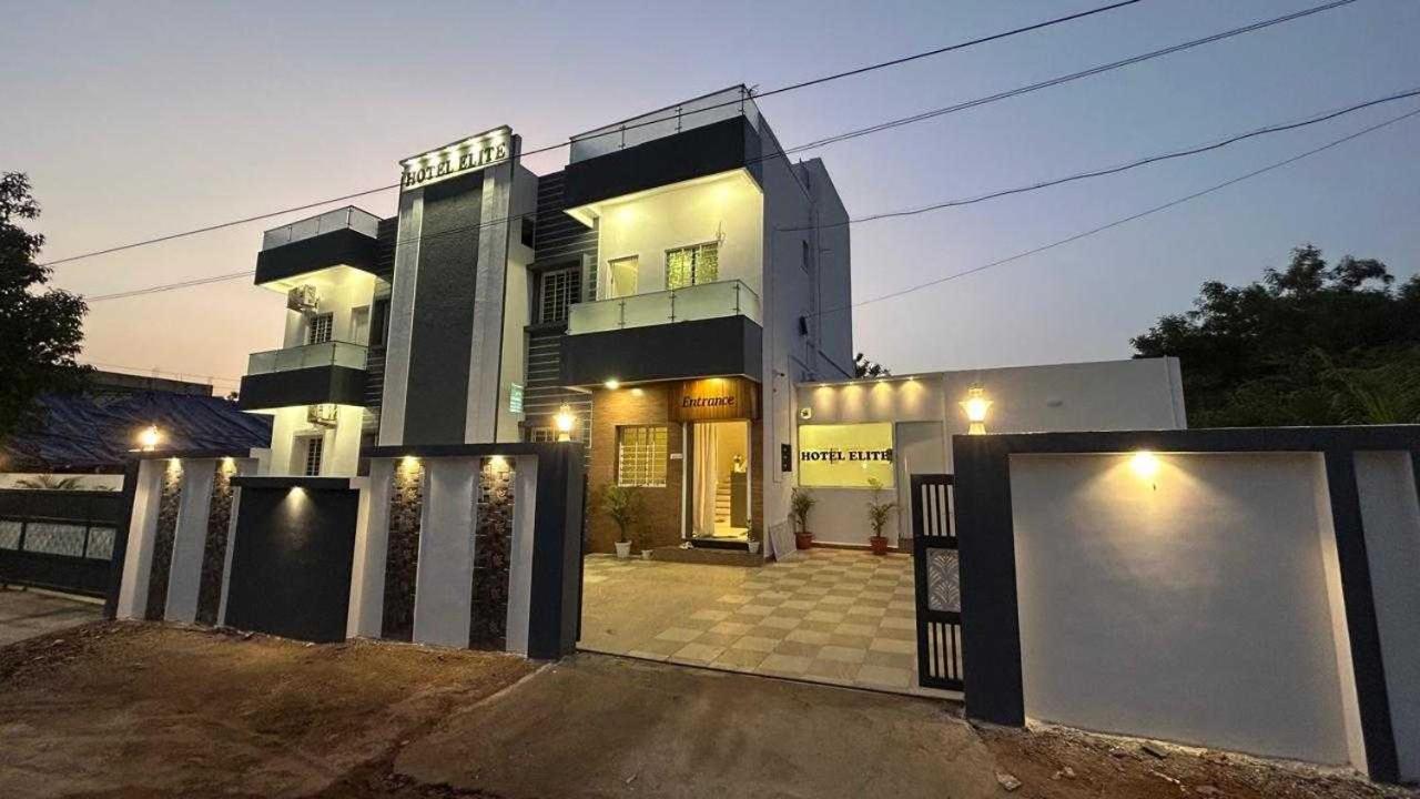 Oyo Hotel Elite Chandrapur 外观 照片