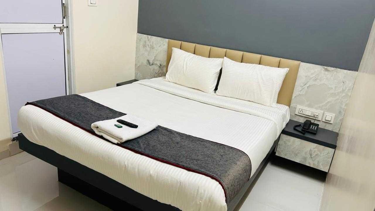 Oyo Hotel Elite Chandrapur 外观 照片